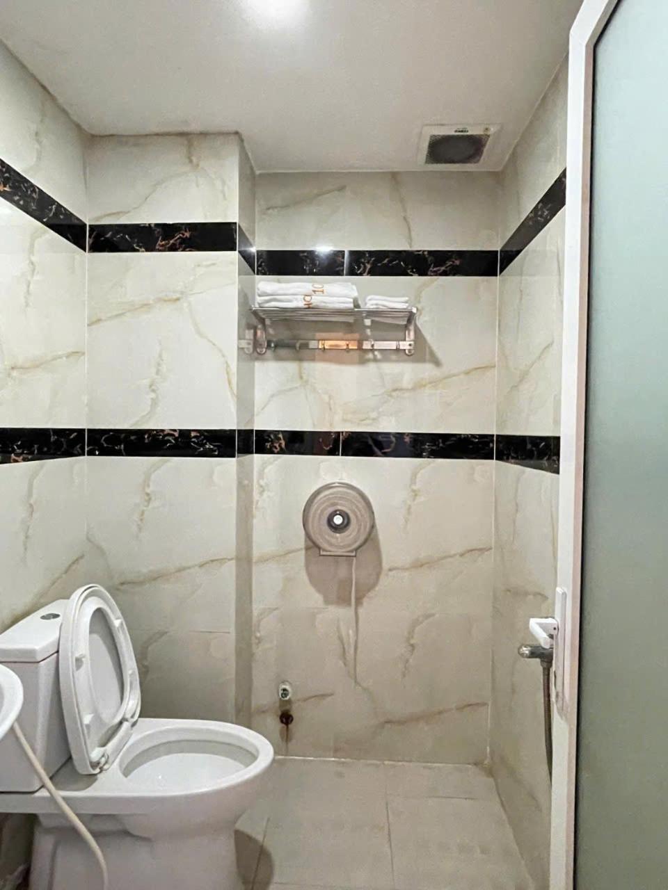 10H Hotel Ho Chi Minh City Exterior photo